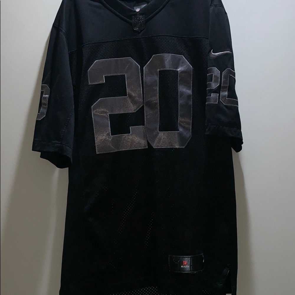 Raiders Jersey - McFadden #20